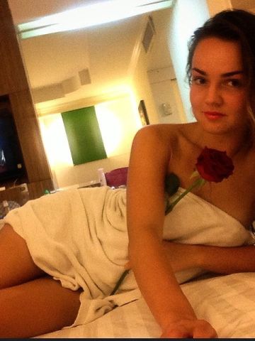 Лолита Гламурная Брюнетка Усть-Мая